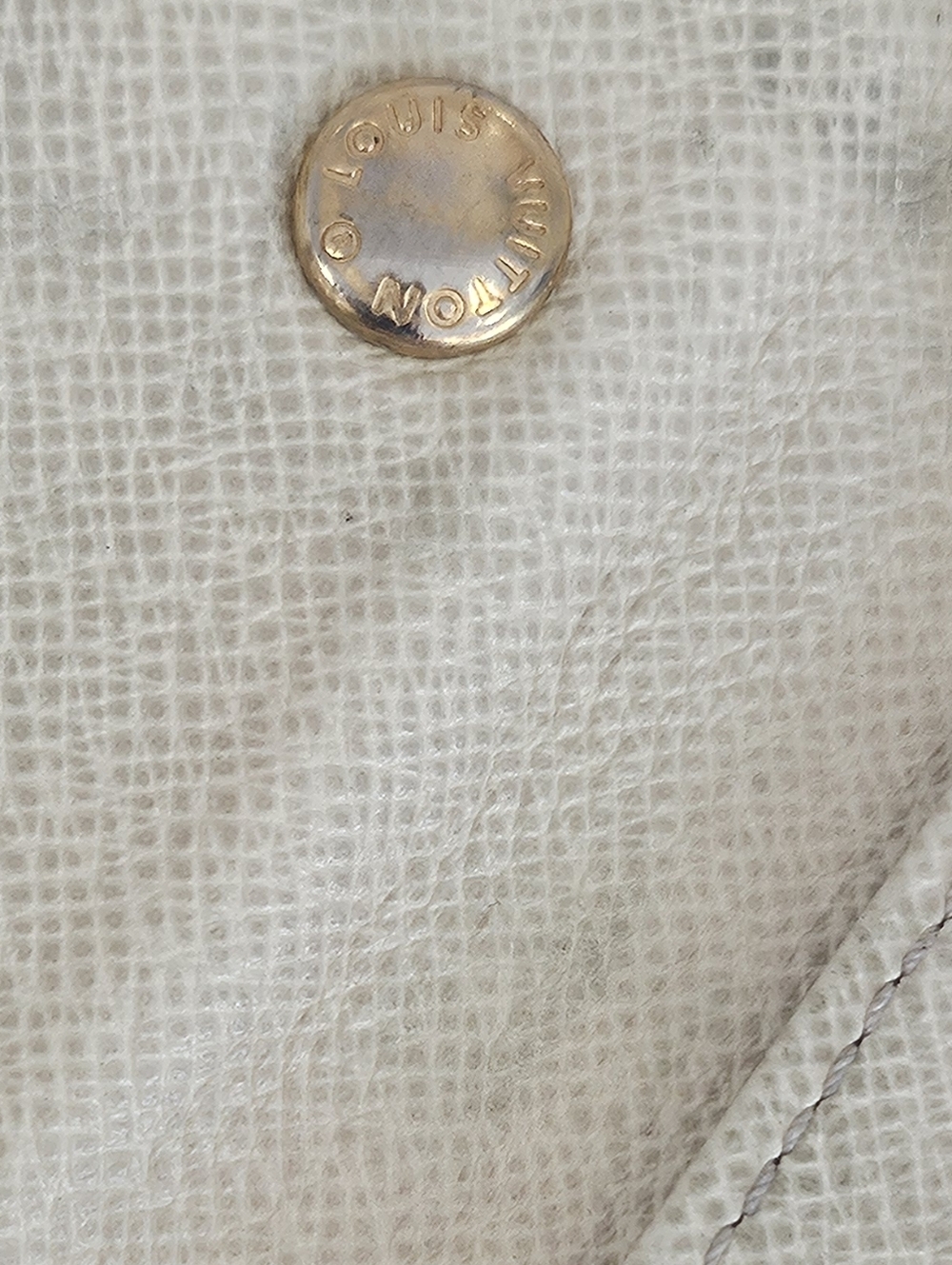 Louis Vuitton Mini Lin Key Holder - Picture 13 of 14